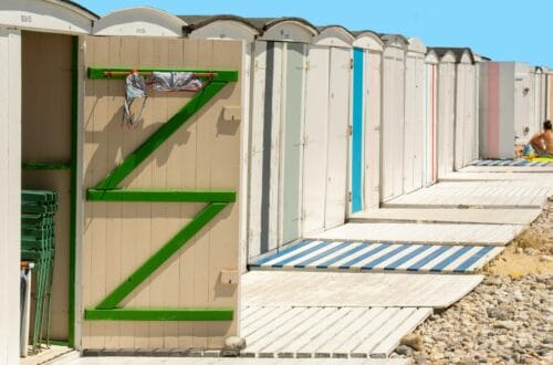 Isoler une porte d’entrée contre le froid : 9 solutions efficaces